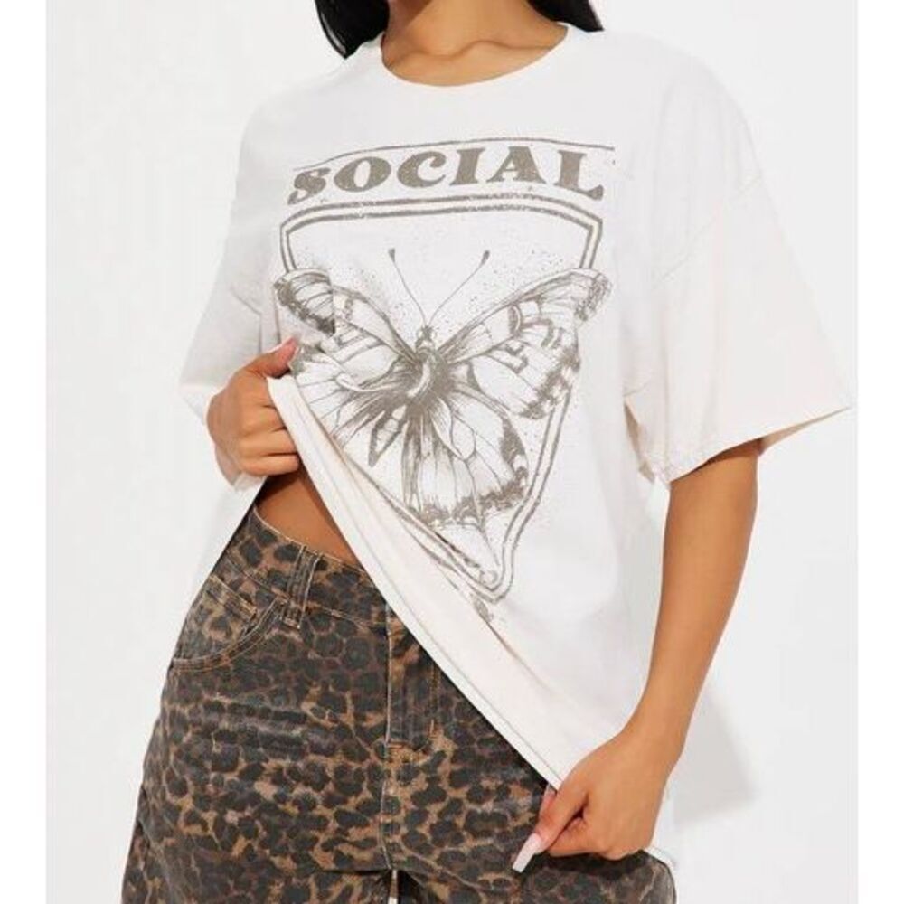 Social Butterfly Washed Graphic Tee - Stone